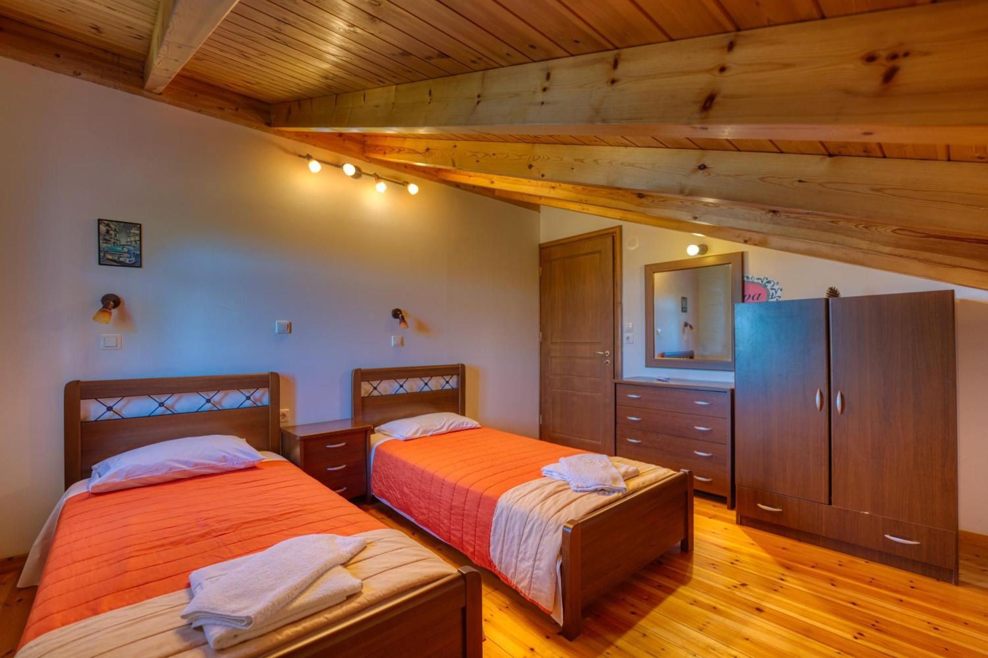 Stefanias Appartments Ágios Matthaíos エクステリア 写真